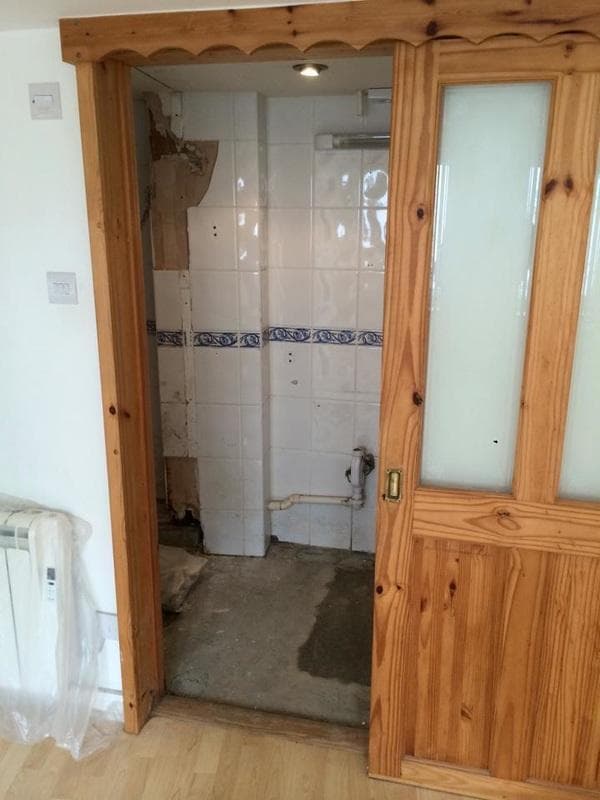 Paintbox bedroom and bathroom refurb, photo 6