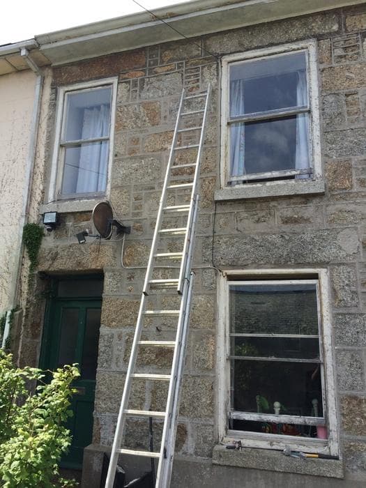 Sash windows and front doors, photo 2